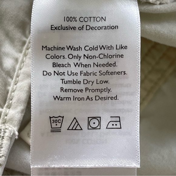 SOLD.  Eddie Bauer Women’s Cotton Shorts Pumice Size 6 - Picture 7 of 7